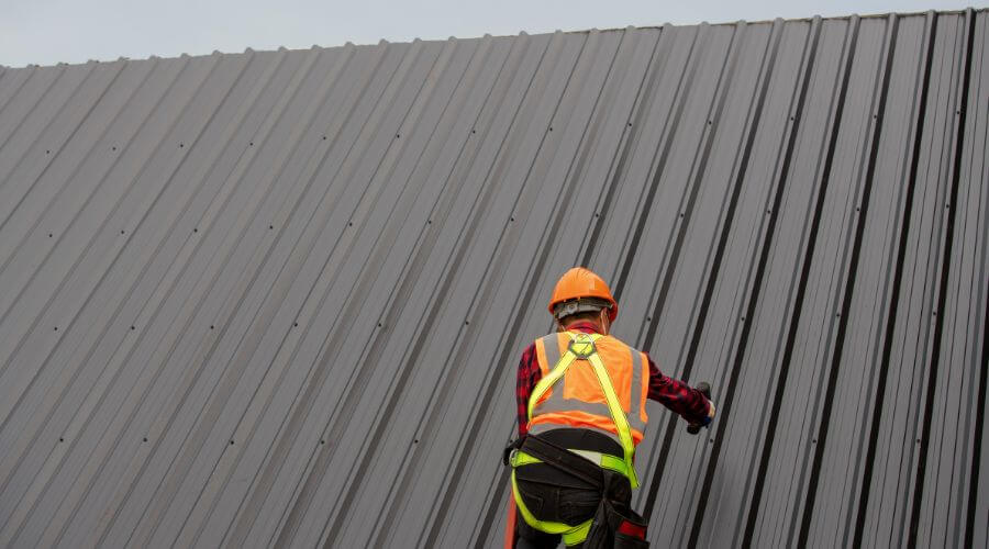 Professional metal roof installation services in Beverly Hills, FL